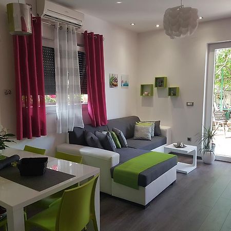 Apartment Adis 希贝尼克 外观 照片