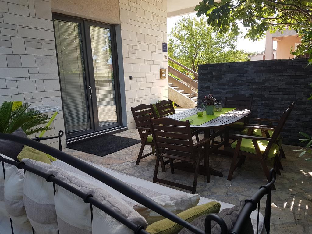 Apartment Adis 希贝尼克 外观 照片